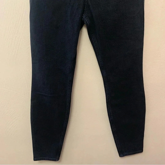 Abercrombie & Fitch The Skinny High Rise Jeans in Black Size 26 Size 2 NWT New - Picture 8 of 13